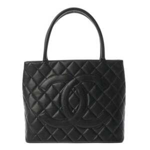 CHANEL Black Reissue